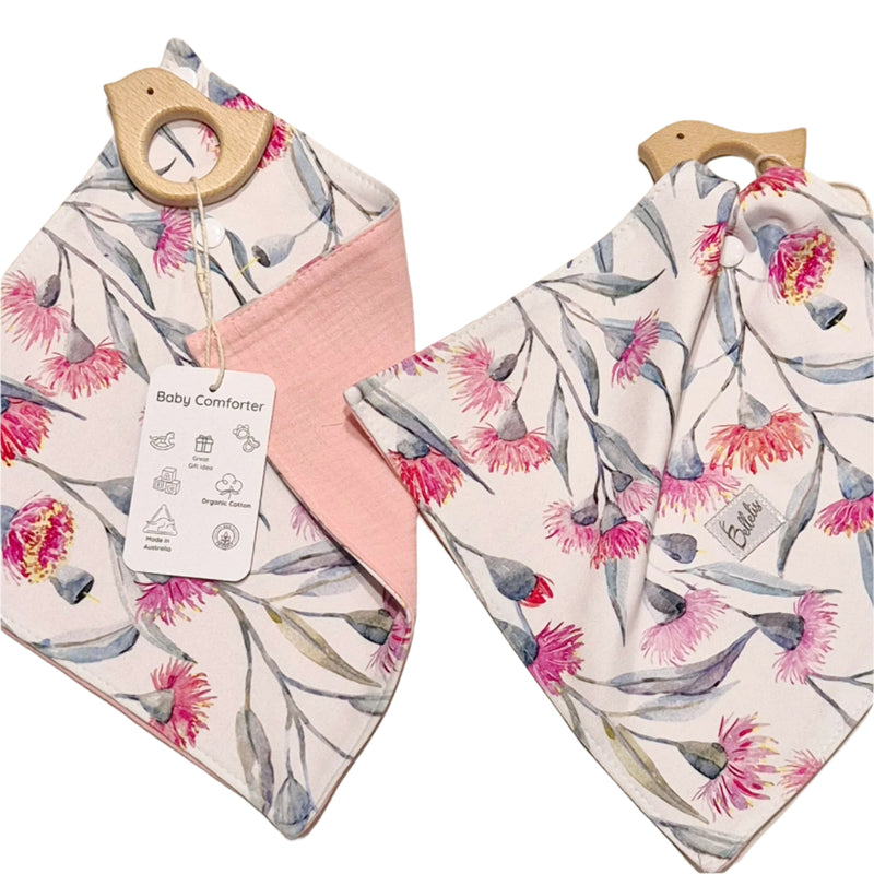 Cotton Soothing Comforter with Wooden Toy