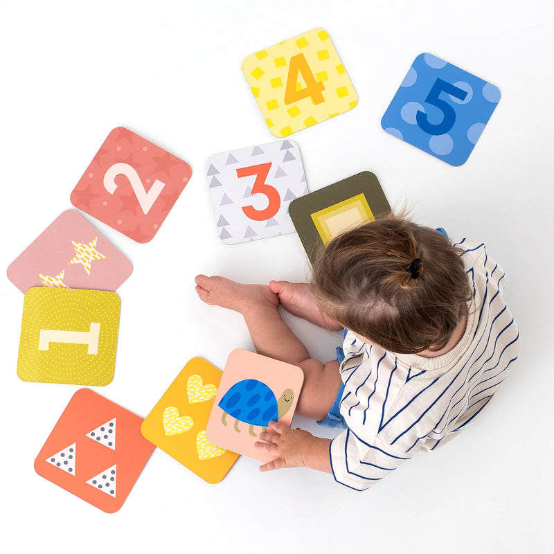 My first Tummy Time Contrast Cards - Taf Toys