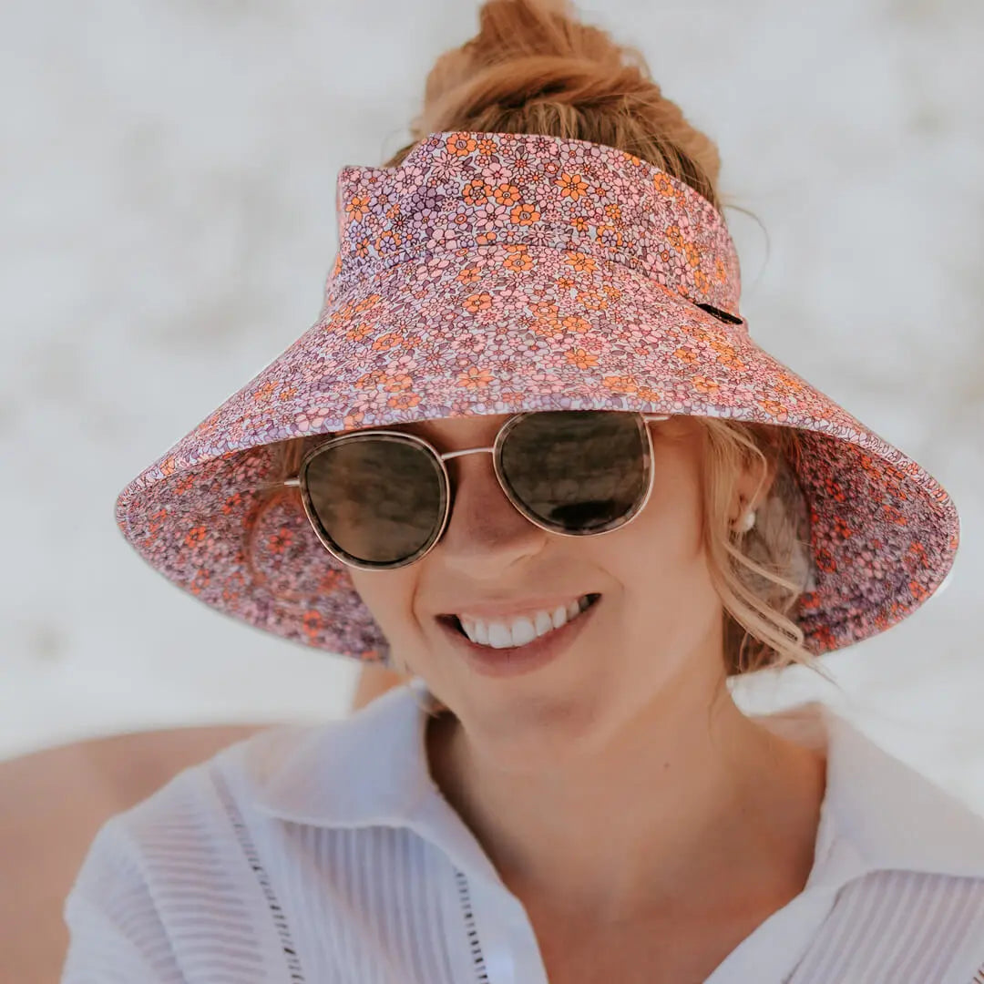 Ladies Wide-Brimmed Swim Visor Beach Hat